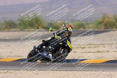 media/Oct-08-2023-CVMA (Sun) [[dbfe88ae3c]]/Race 5 Amateur Supersport Open/